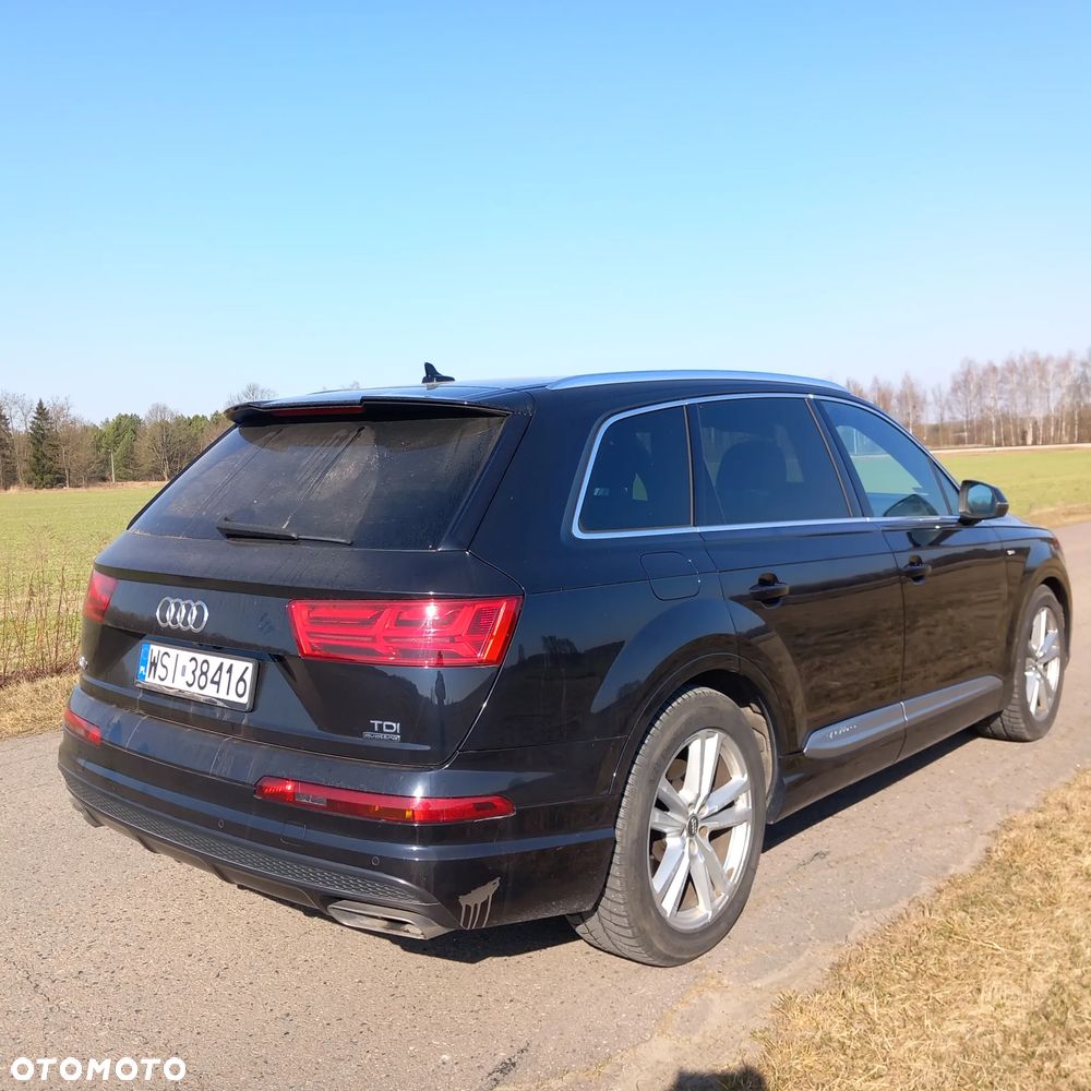 Audi Q7 - 7