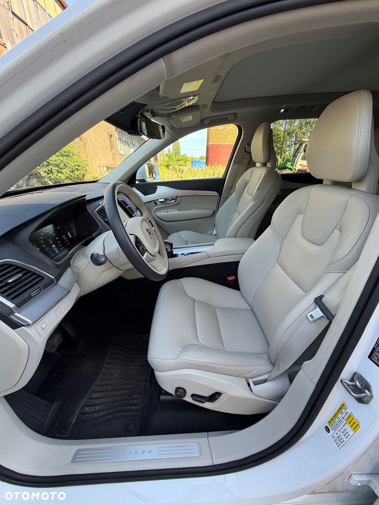 Volvo XC 90 - 10