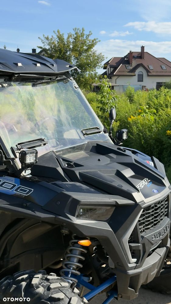 Polaris RZR - 11