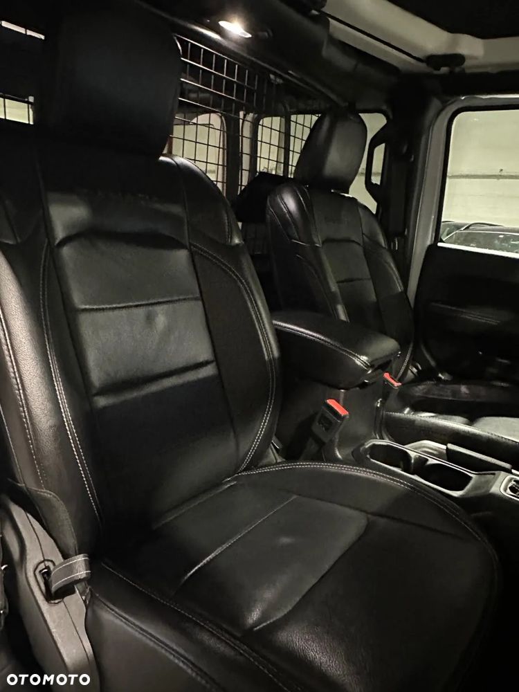 Jeep Wrangler Unlimited 2.2 CRDi Hardtop AWD Automatik Sahara - 24