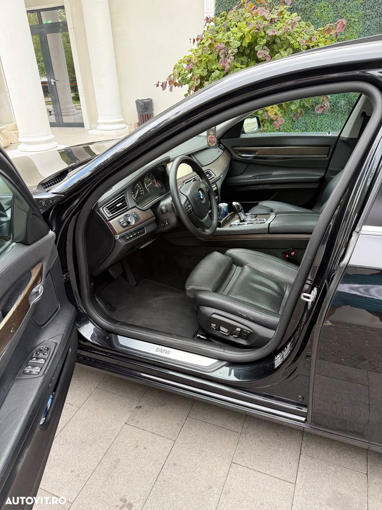 BMW Seria 7 730d - 7