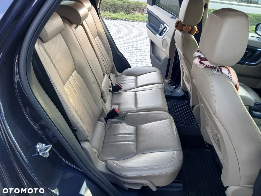 Land Rover Discovery Sport 2.0 TD4 HSE Luxury - 17