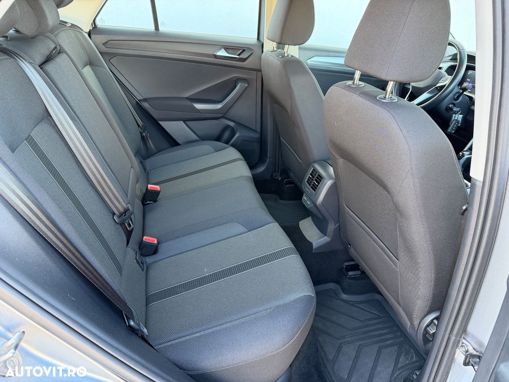 Volkswagen T-Roc 1.5 TSI DSG Life - 19