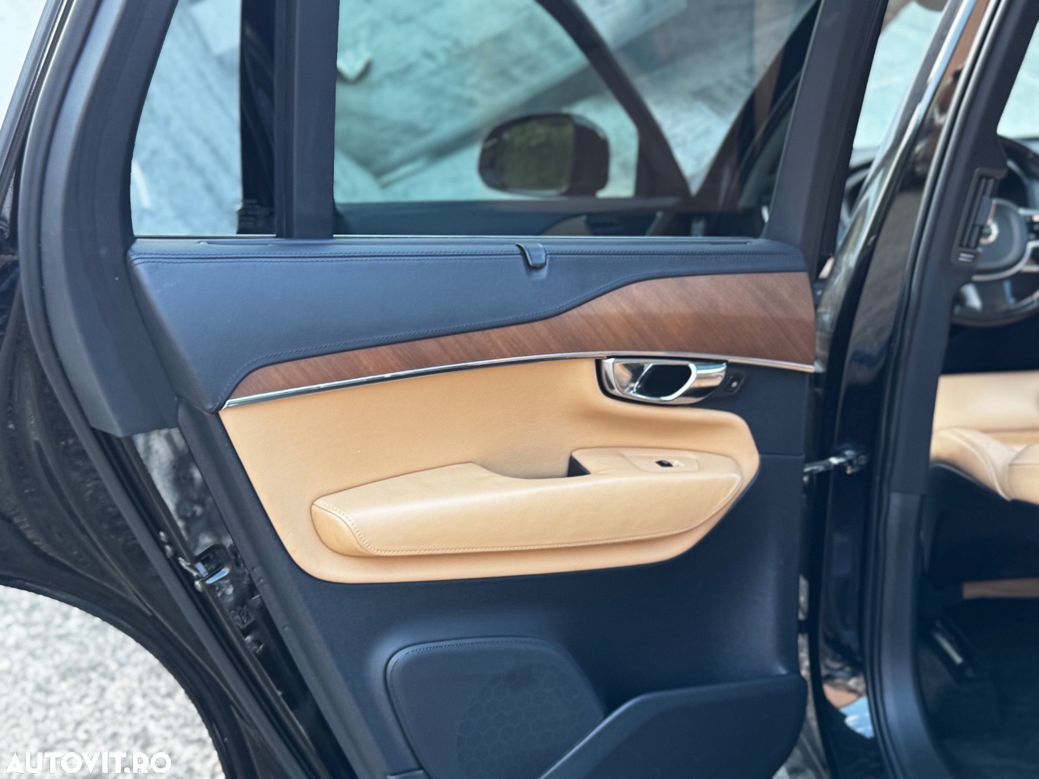 Volvo XC 90 B6 B AWD Geartronic Inscription - 39