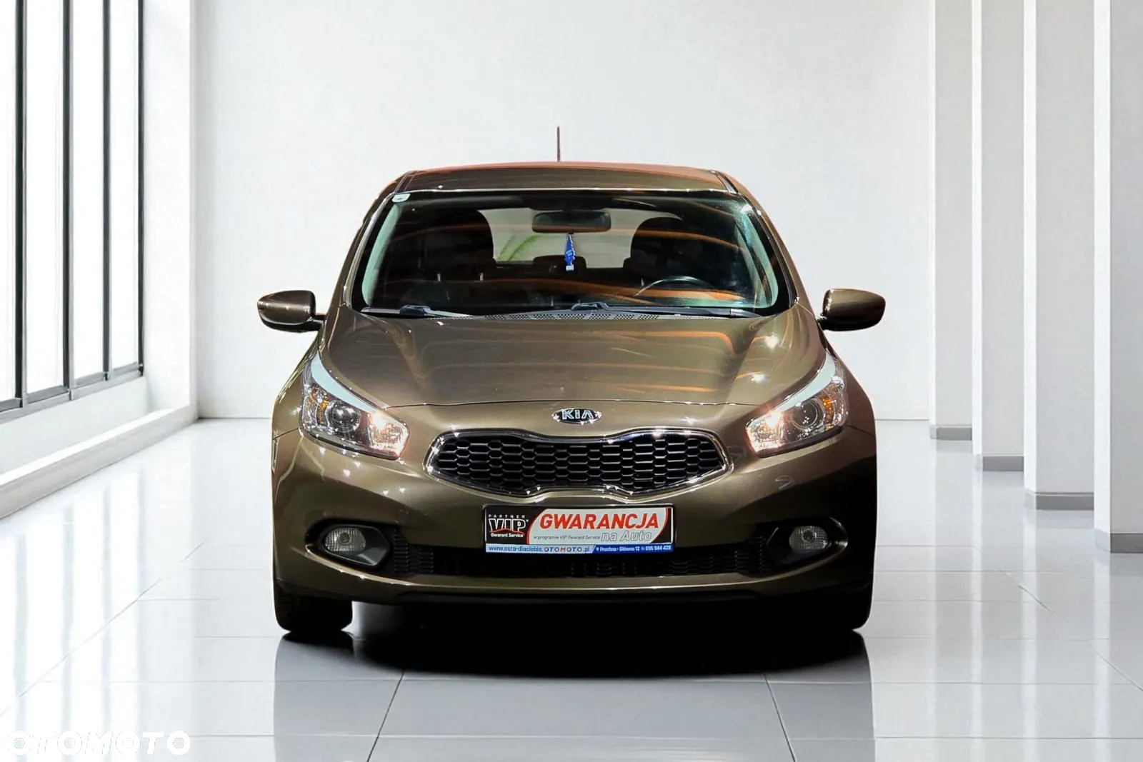 Kia Ceed 1.4 CRDi 90 Vision - 8