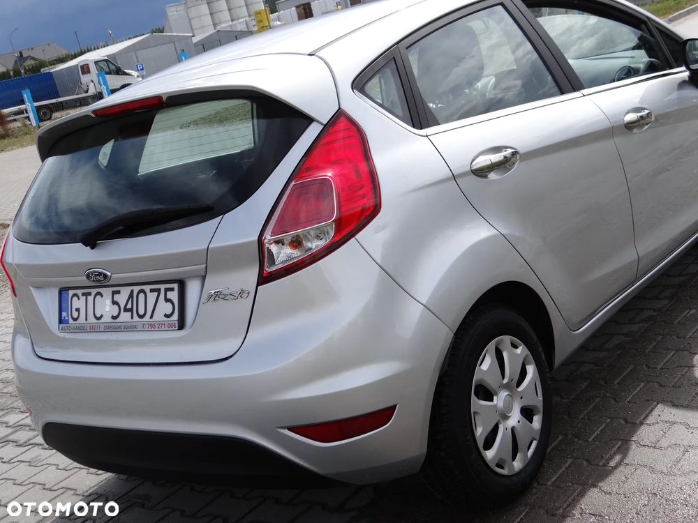 Ford Fiesta - 22