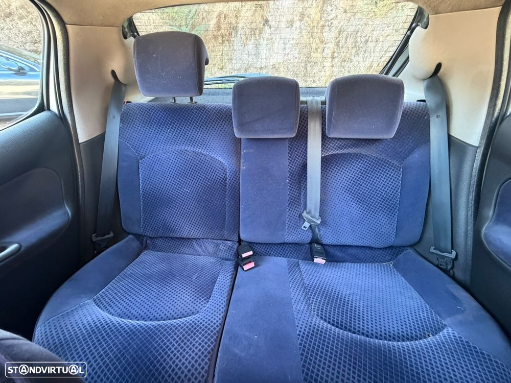 Peugeot 206 1.1 Color Line - 4