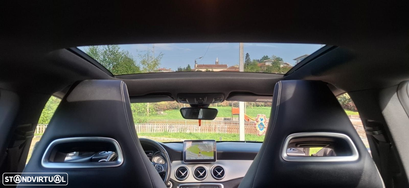 Mercedes-Benz CLA 200 d Shooting Brake Urban Aut. - 17