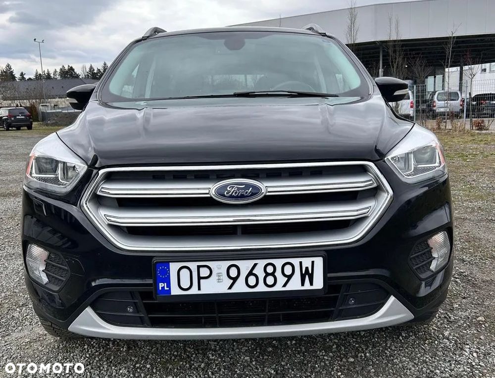 Ford Kuga 1.5 EcoBoost 2x4 ST-Line - 9