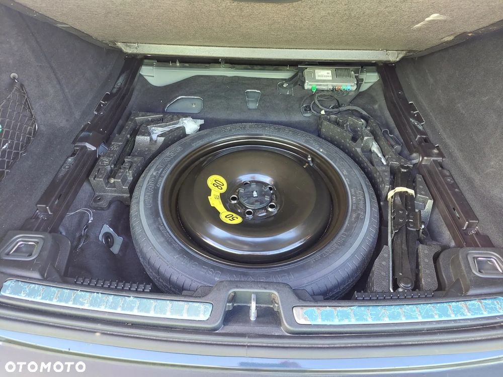 Volvo V60 D4 Momentum Pro - 22