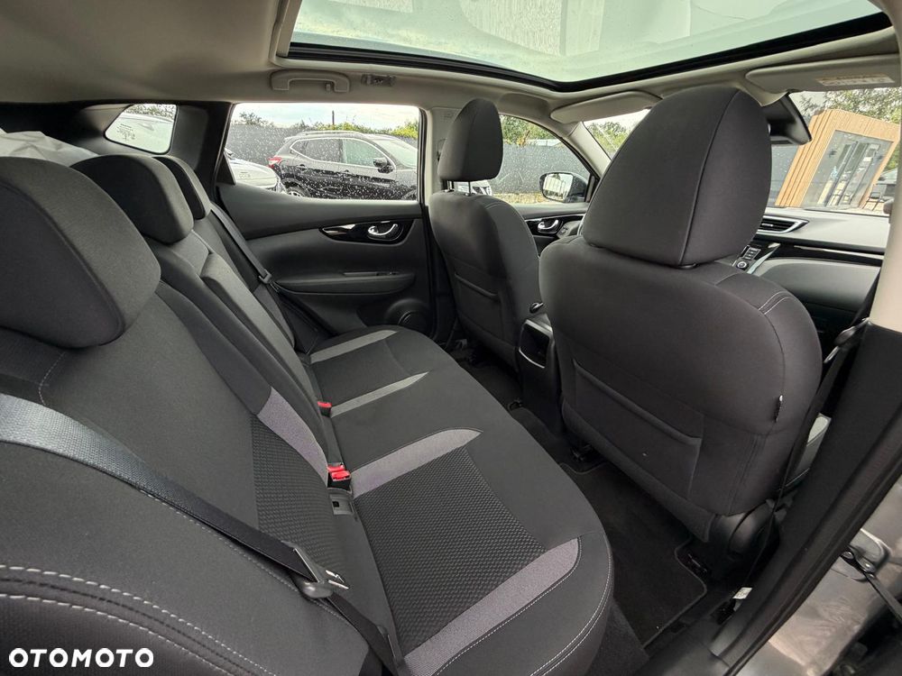 Nissan Qashqai 1.3 DIG-T DCT N-CONNECTA - 23