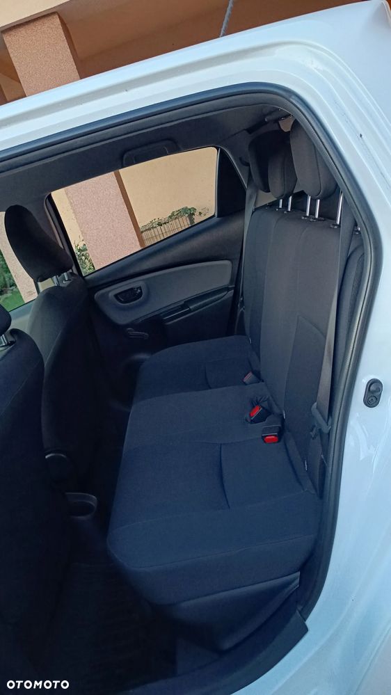 Toyota Yaris - 36