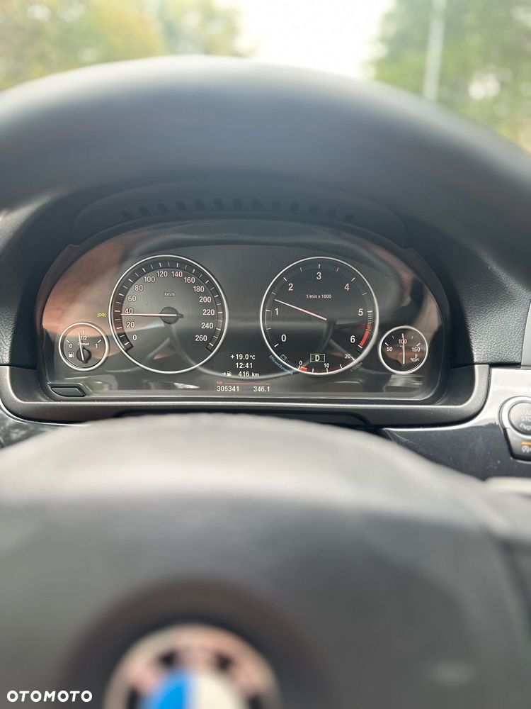 BMW Seria 5 520d - 17