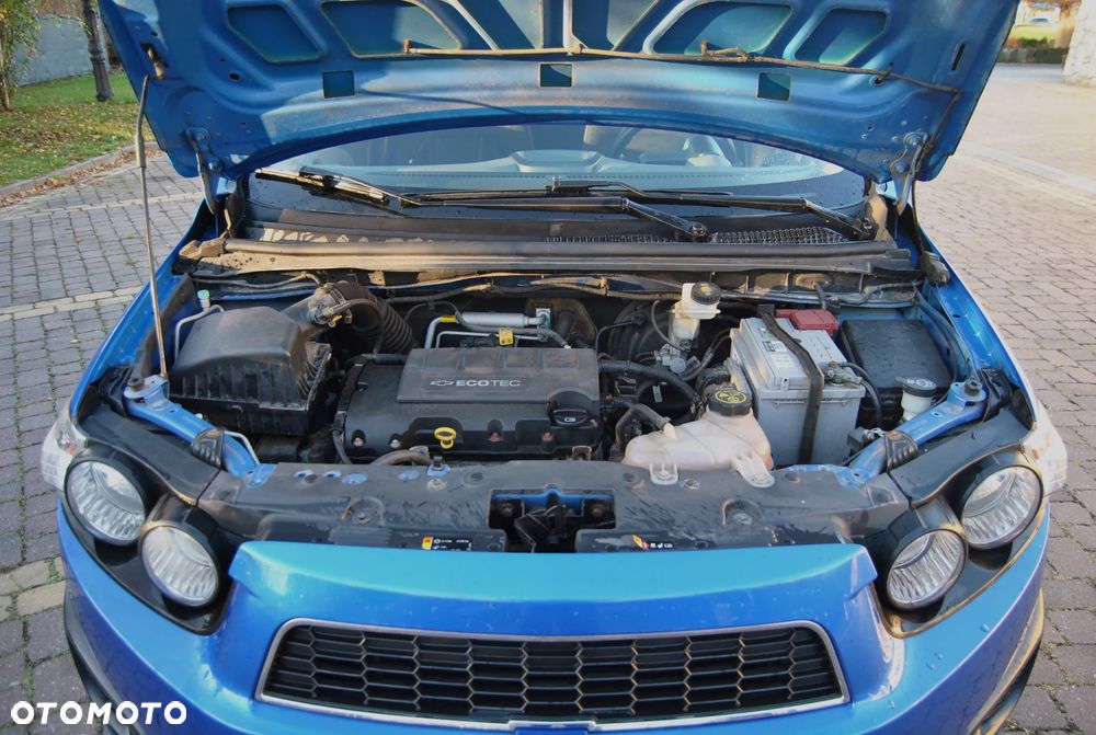 Chevrolet Aveo 1.2 LT - 13