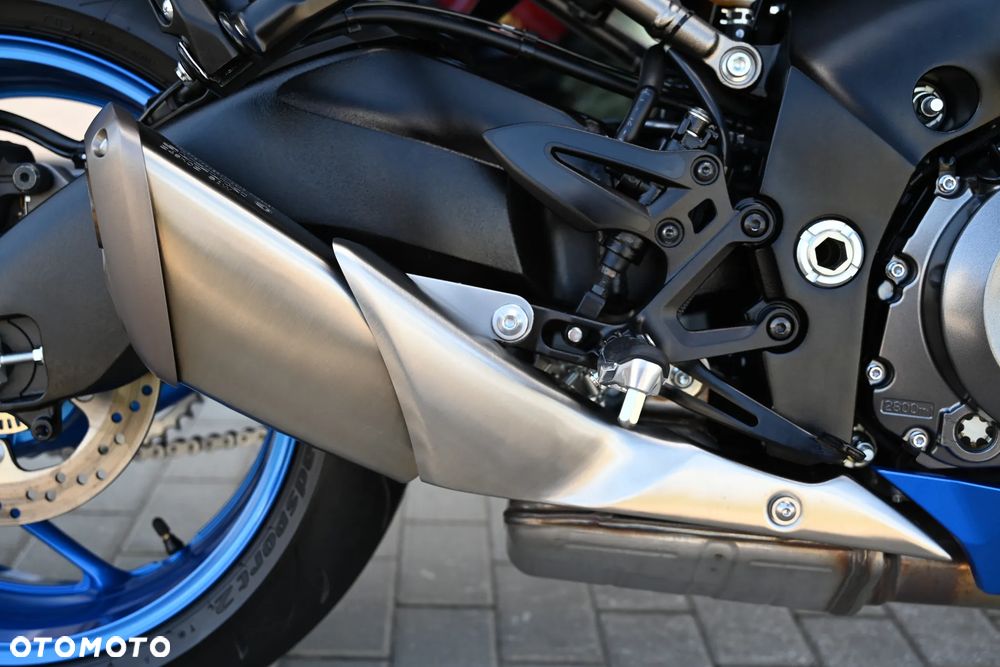 Suzuki GSX 1000 - 35