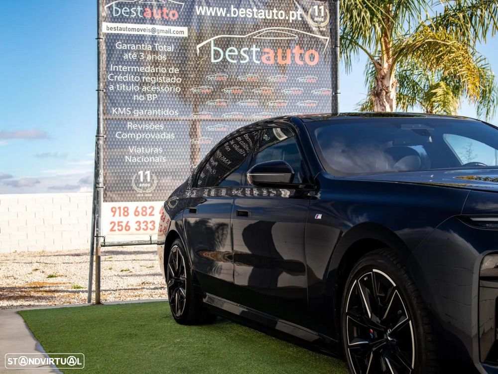 BMW i7 eDrive50 Pack Desportivo M Pro - 6