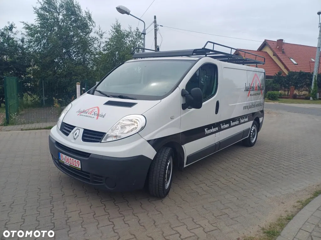 Renault Trafic - 2