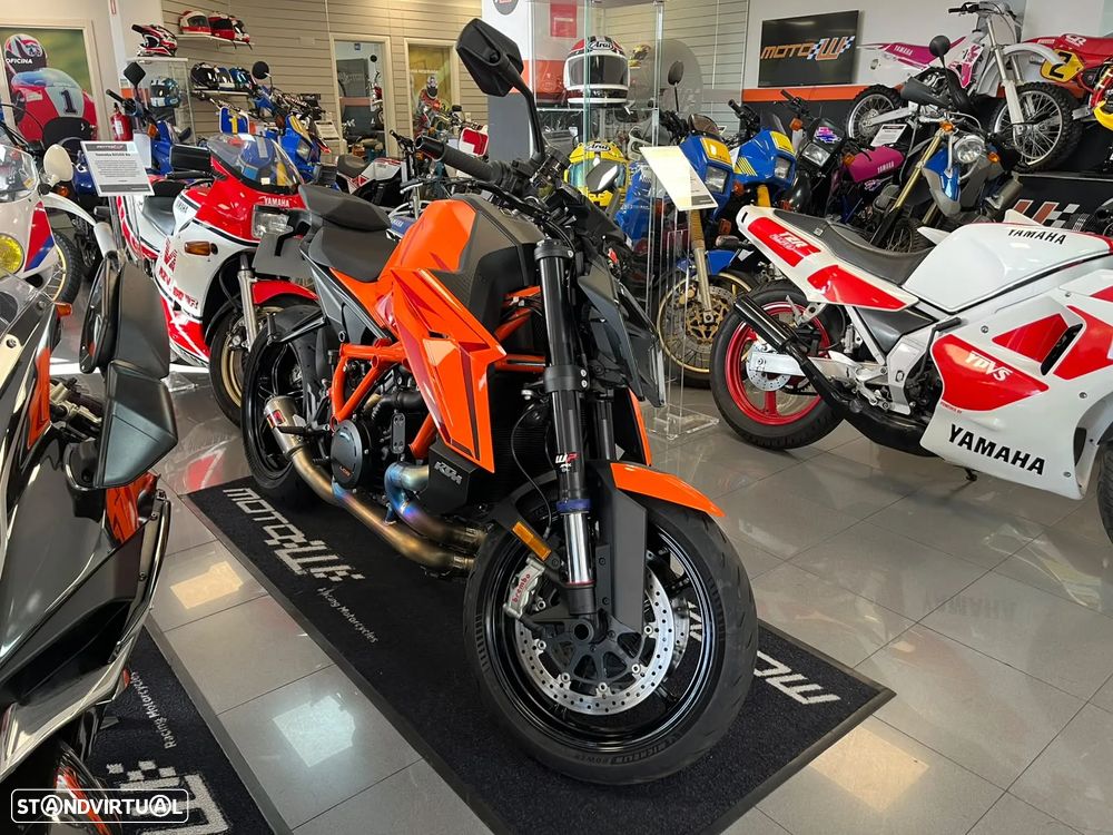 KTM 1390 Super Duke R R - 7