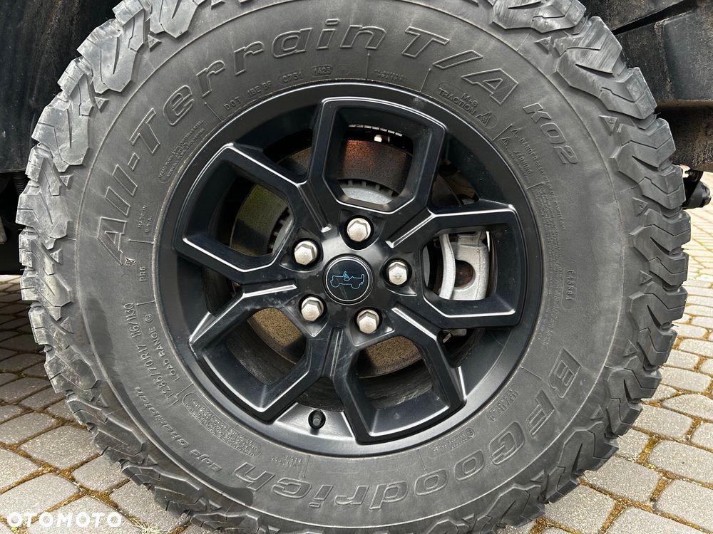 Jeep Wrangler - 22