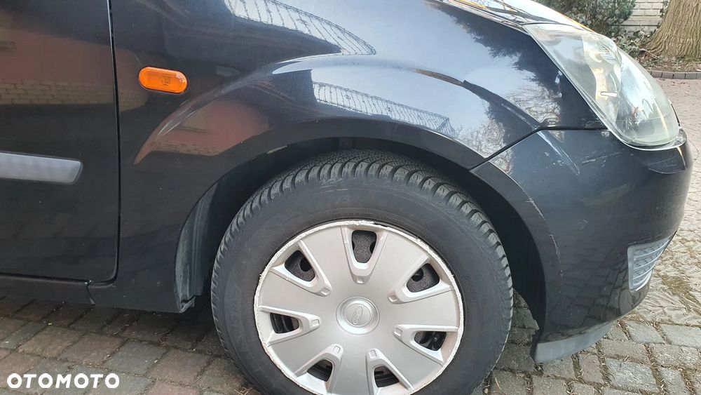 Ford Fiesta 1.3 Ambiente - 17