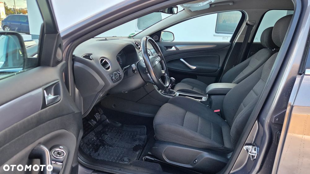 Ford Mondeo 2.0 TDCi Titanium X - 22