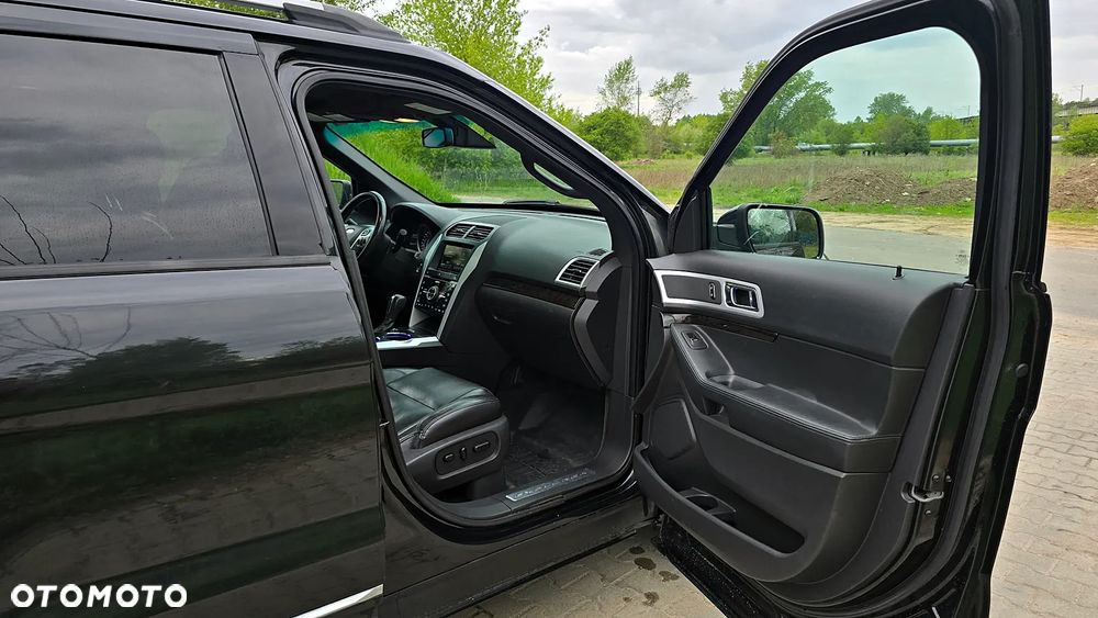 Ford Explorer - 10