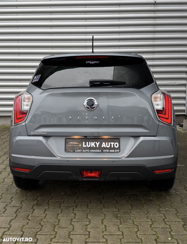 SsangYong Tivoli - 10