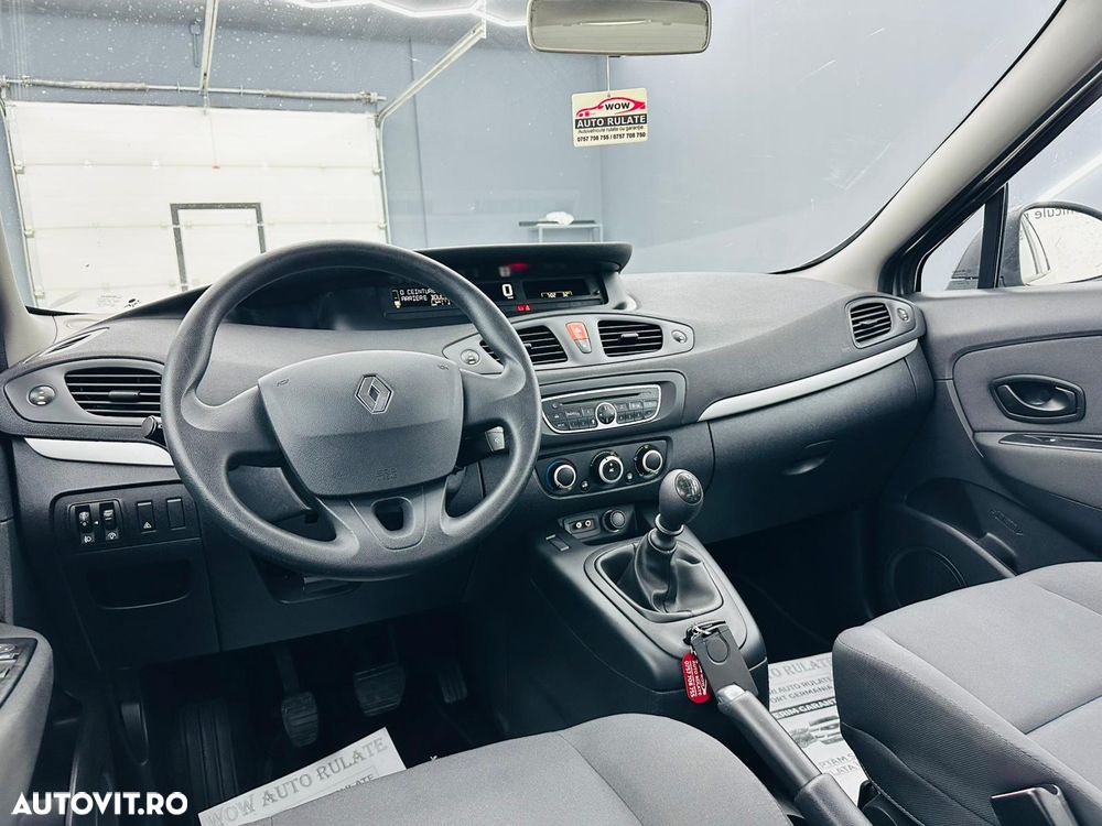 Renault Scenic 1.6 16V 110 Authentique - 21