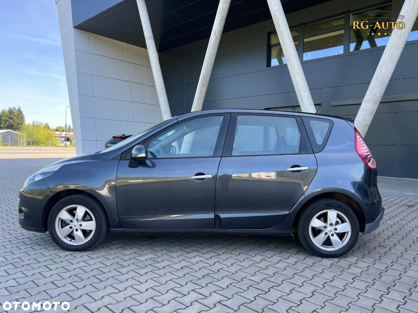 Renault Scenic - 12