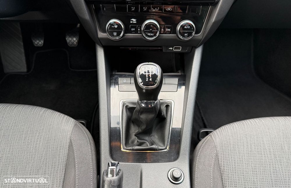 Skoda Octavia 1.6 TDi Style - 18