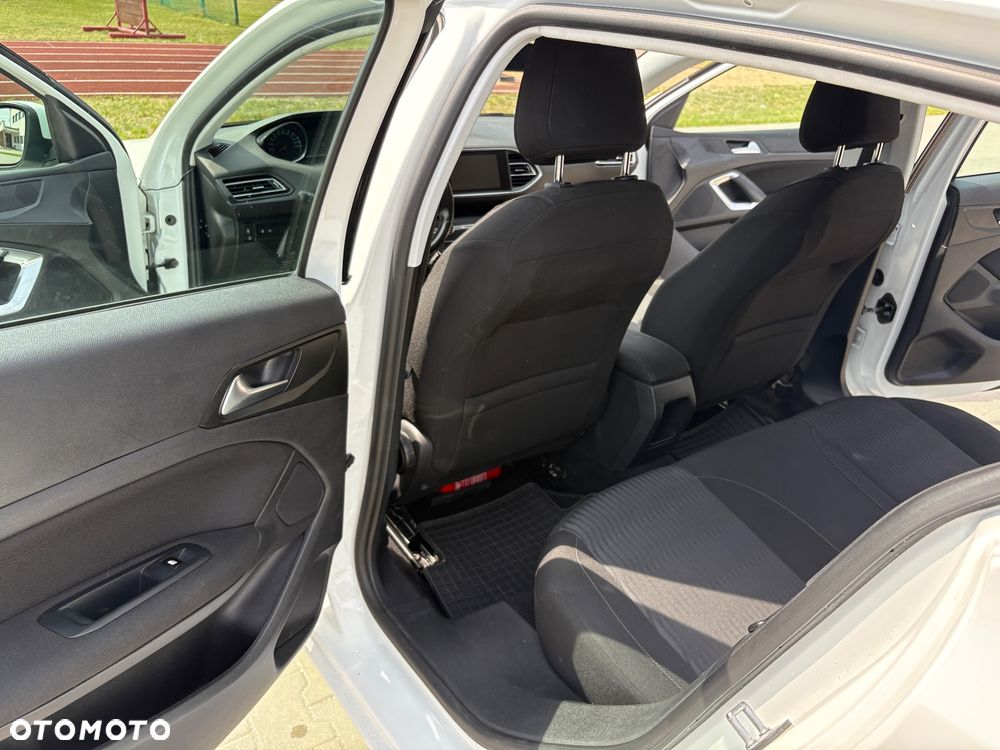 Peugeot 308 - 10