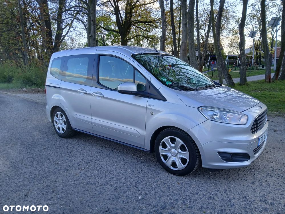 Ford Tourneo Courier 1.0 EcoBoost Titanium - 17