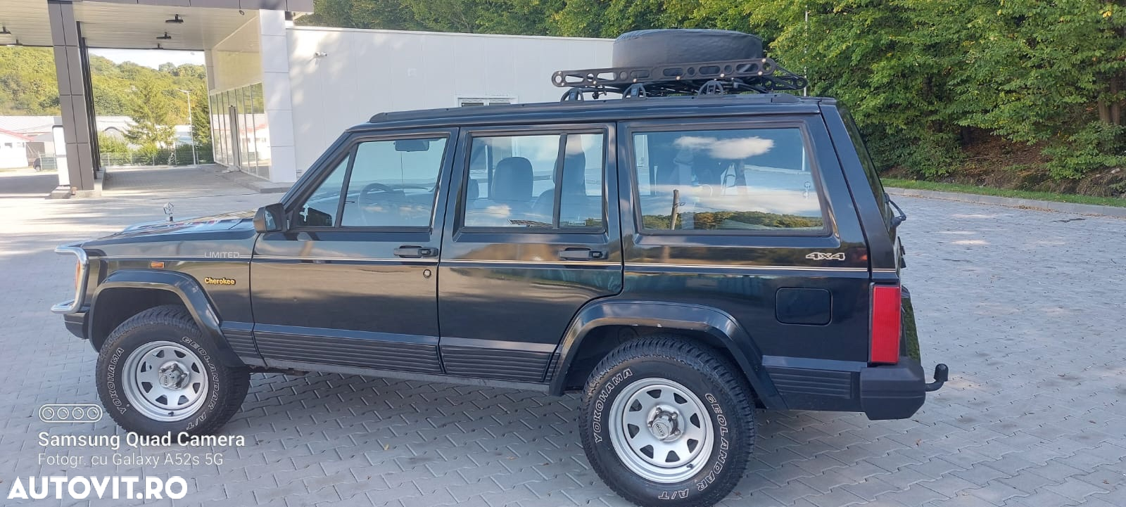 Jeep Cherokee - 9