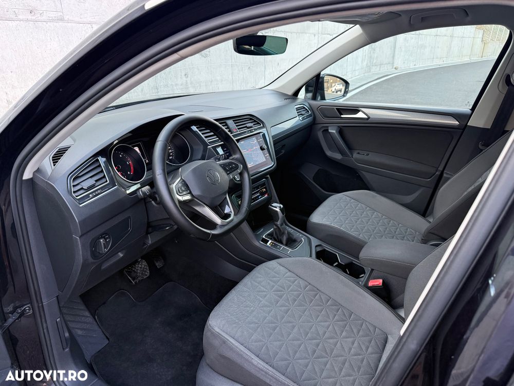 Volkswagen Tiguan 2.0 TDI SCR DSG Comfortline - 9