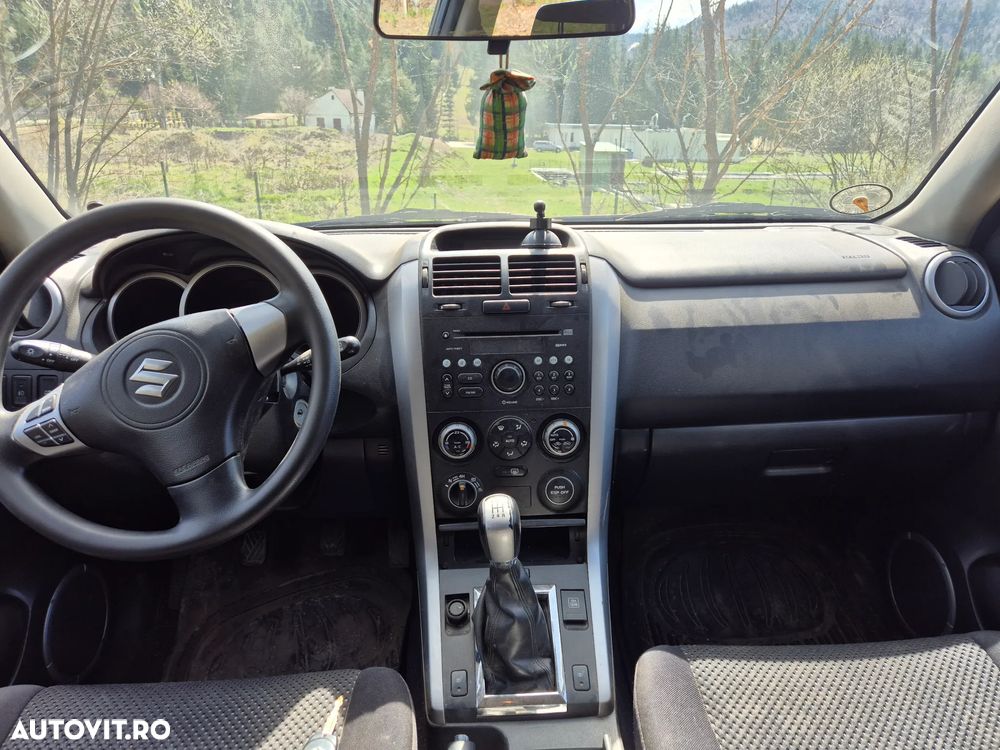 Suzuki Grand Vitara - 8