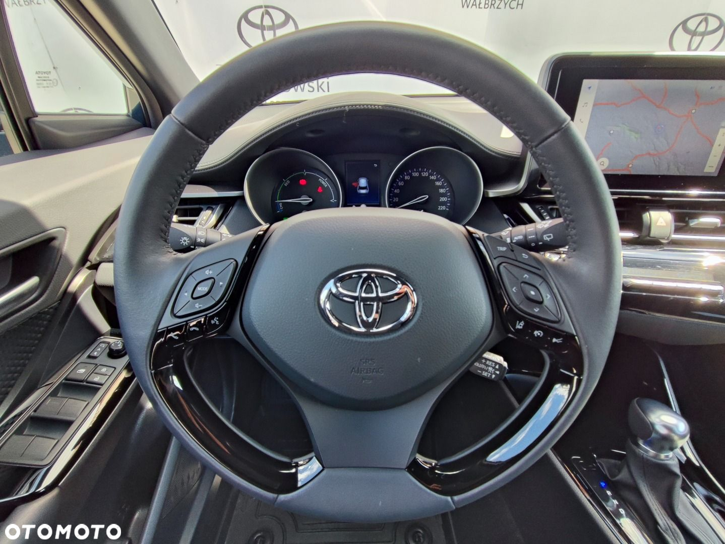 Toyota C-HR - 12