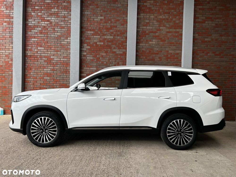 Chery Tiggo 8 1.6 T-GDI Comfort DCT - 9