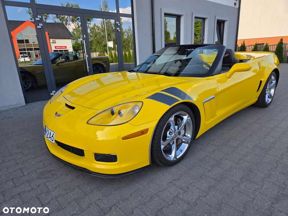 Chevrolet Corvette - 11
