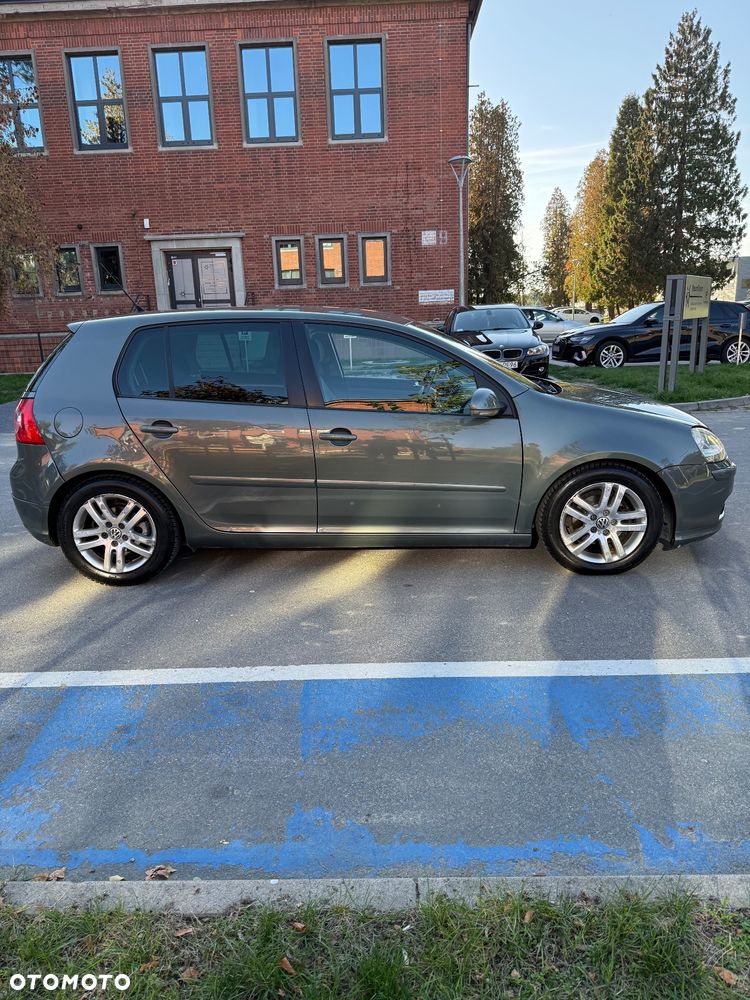 Volkswagen Golf - 4