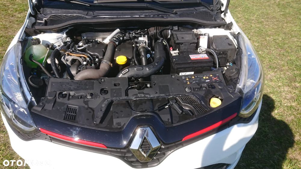 Renault Clio - 27