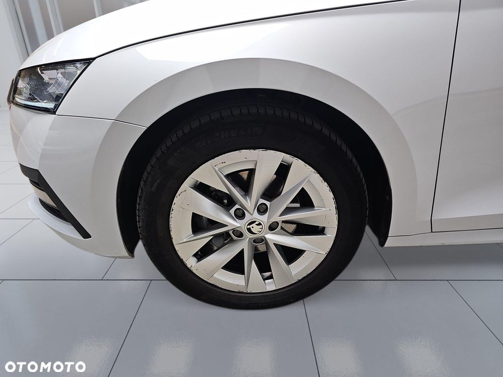 Skoda Octavia 2.0 TDI SCR Ambition DSG - 34