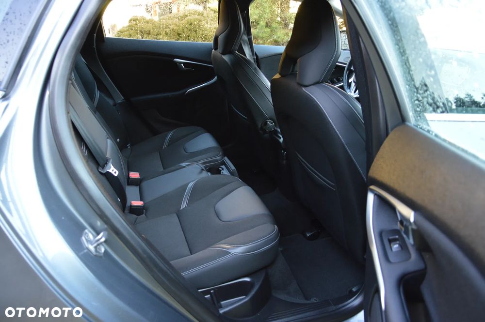 Volvo V40 - 22