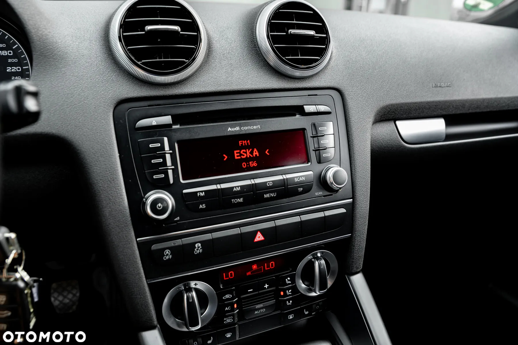 Audi A3 2.0 TDI Sportback DPF Ambiente - 33