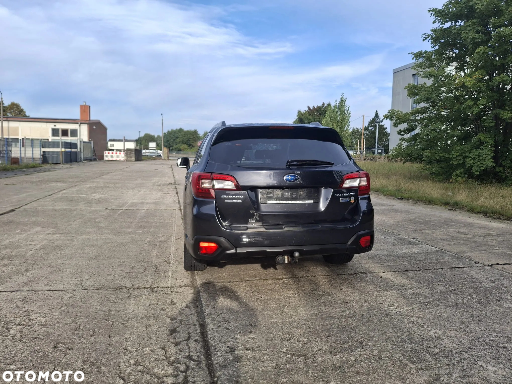 Subaru Outback 2.0D Exclusive Lineartronic - 12