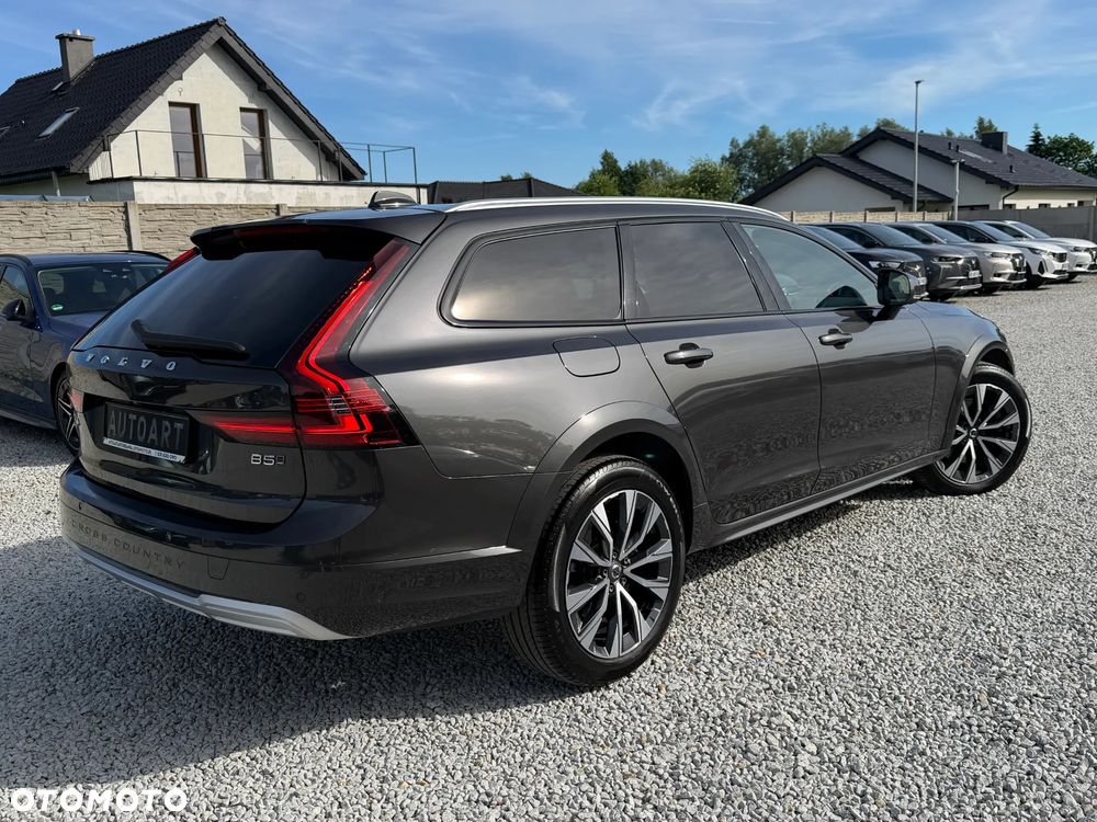 Volvo V90 Cross Country B5 D AWD Ultimate - 16