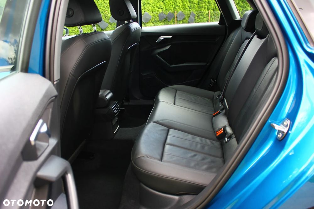 Audi A3 Sportback 35 TDI S tronic advanced - 33