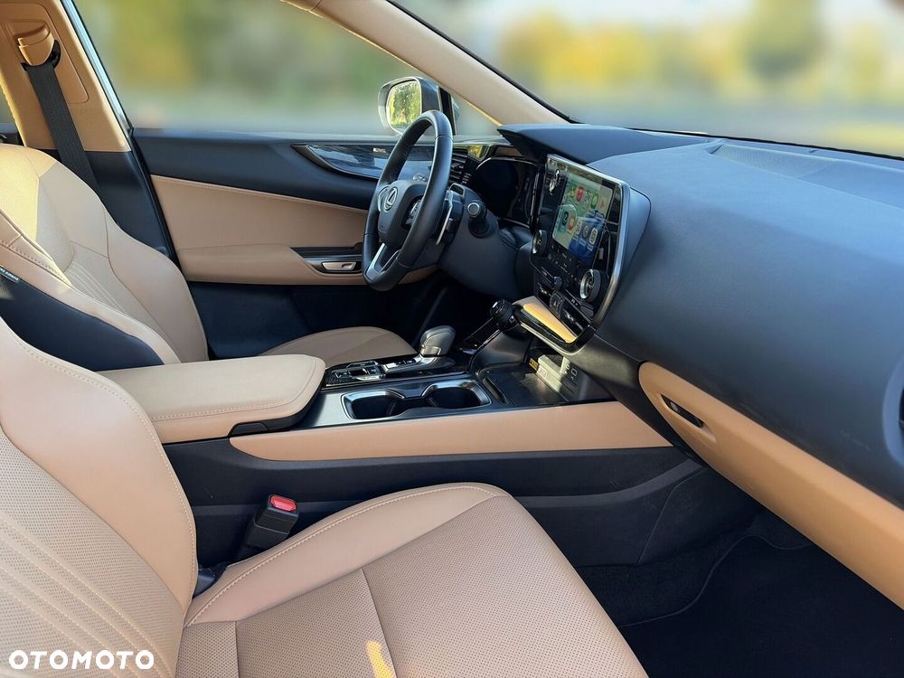 Lexus NX 350h Prestige 2WD - 13