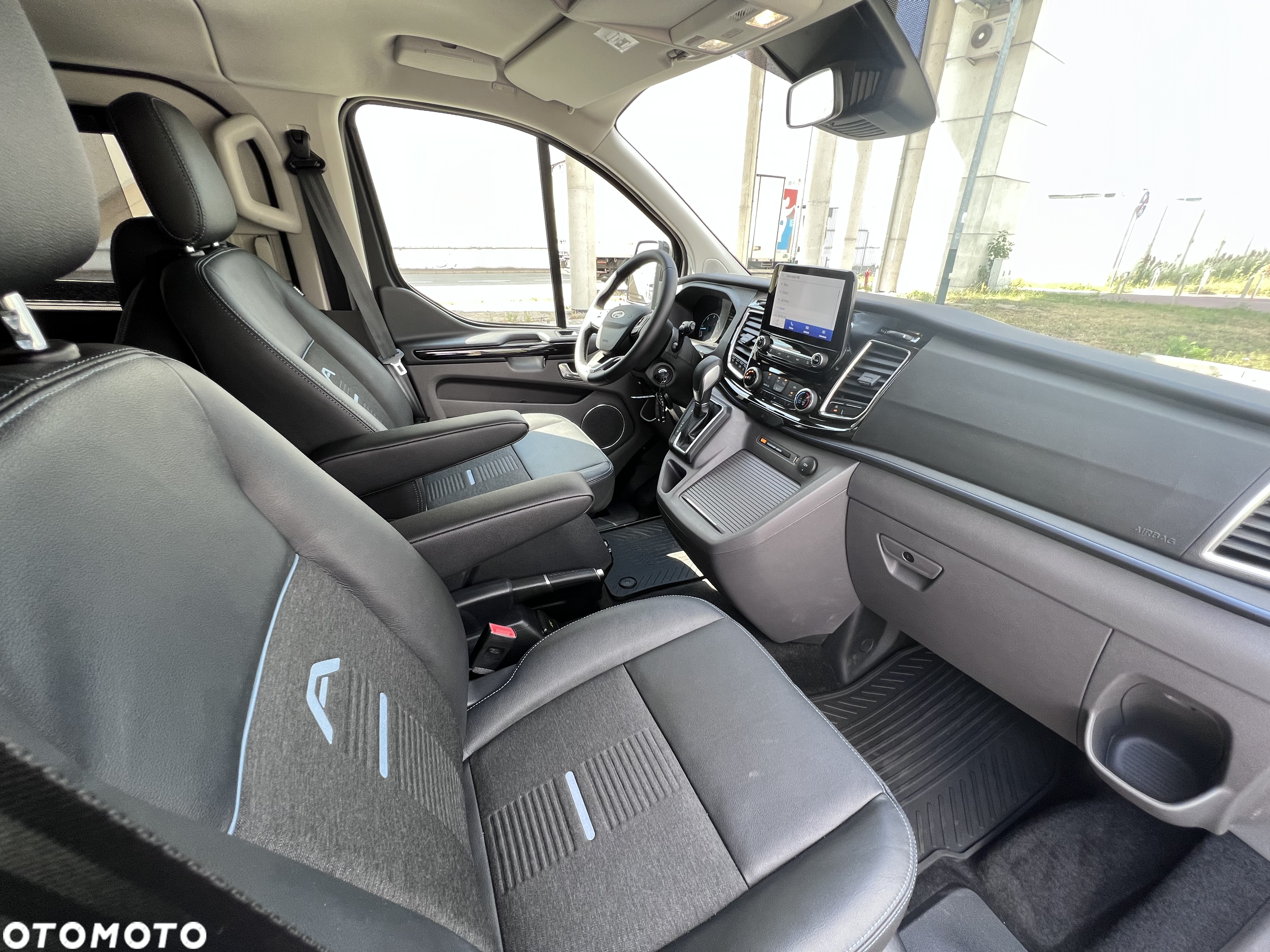 Ford Tourneo Custom 2.0 EcoBlue 320 L2 Active - 11
