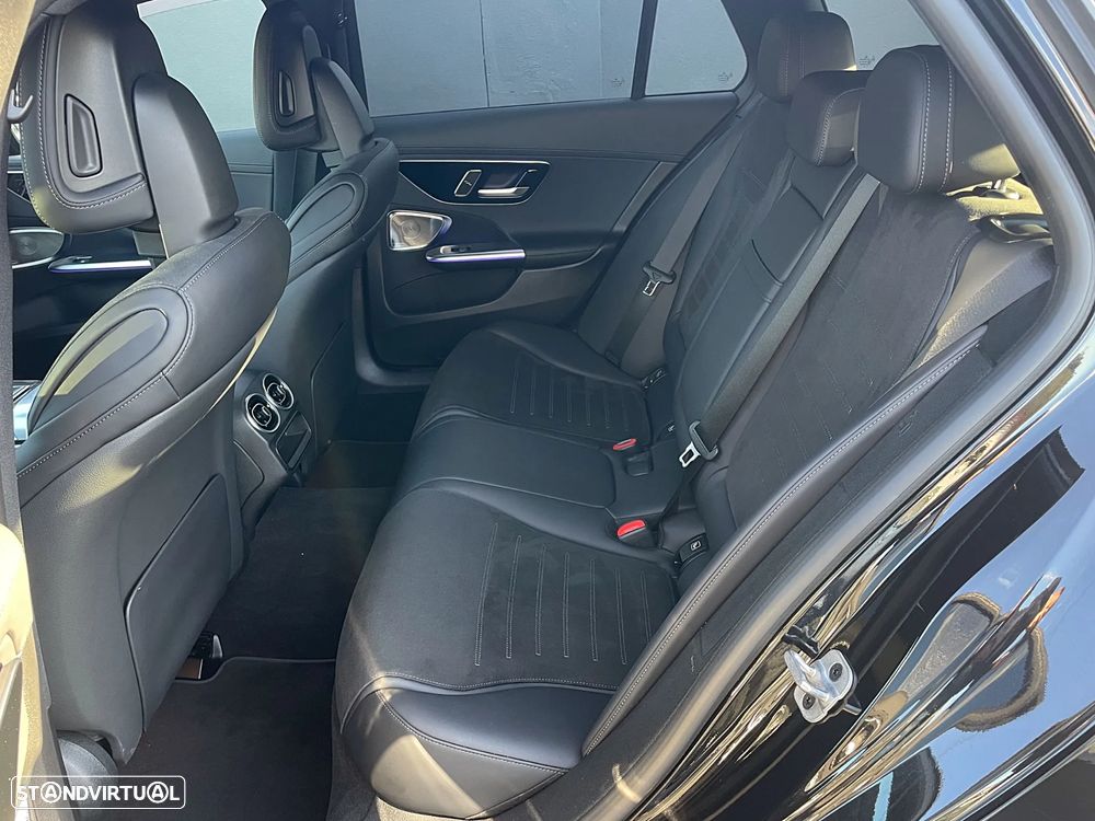 Mercedes-Benz C 300 e T 9G-TRONIC AMG Line - 25