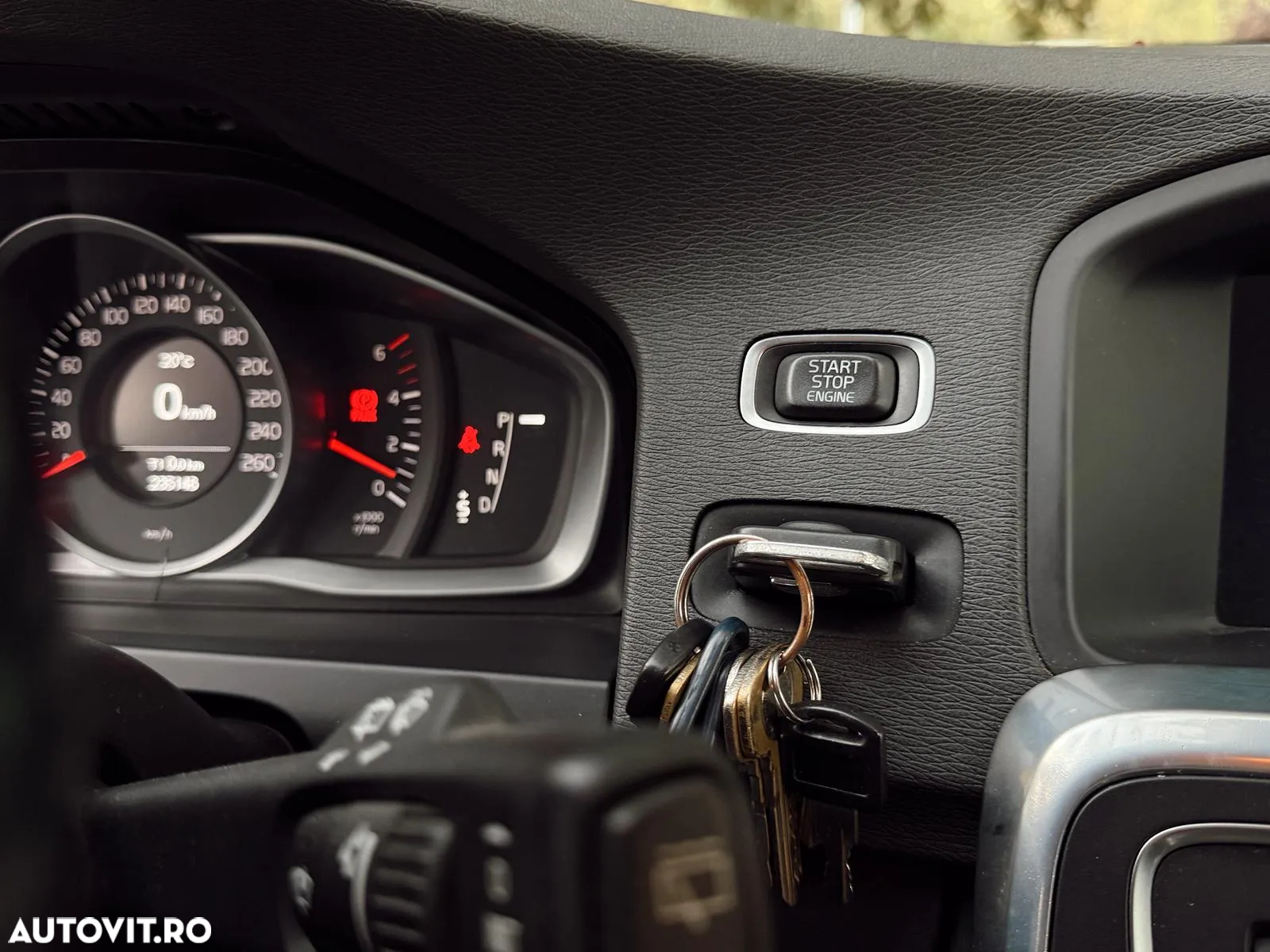 Volvo V60 D2 ECO Start-Stop Momentum - 25
